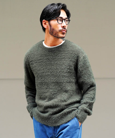 チャコールグレー MODEL : GO 180cm 66kg Lsize